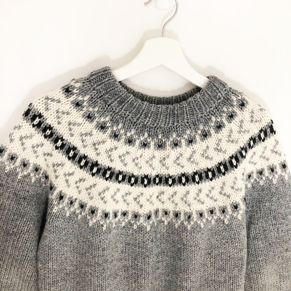 Vintage Fair Isle Knit Classic Crew Neck Sweater - Picture 4 of 7